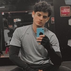 Meet your Posher, Jose antonio